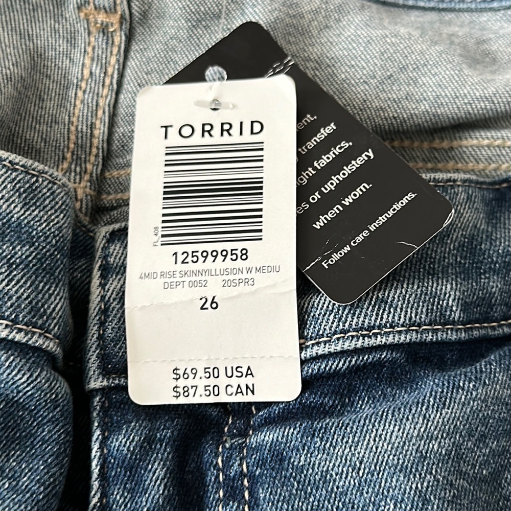 Torrid Mid-Rise Skinny Jeans size 26 - Picture 4 of 16